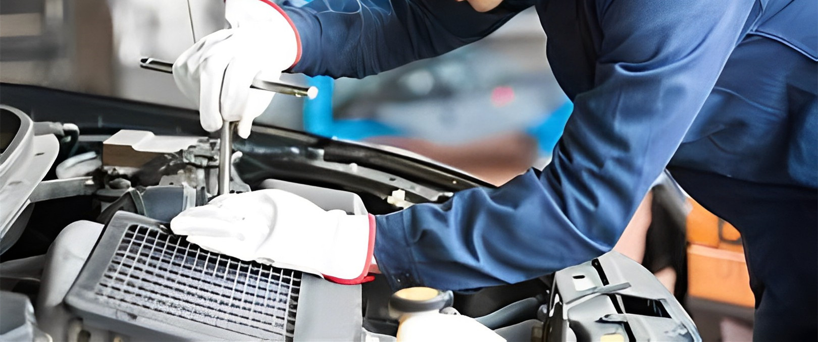 How To Replace An Ac Condenser In A Car