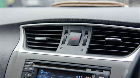 Car Air Conditioning Blowing Hot Air.jpg